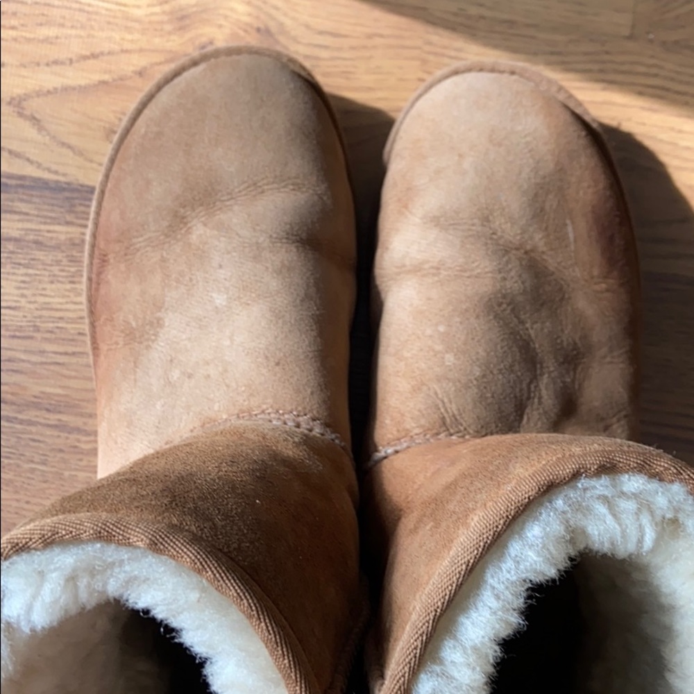 Chestnut ugg winter boots size 9
